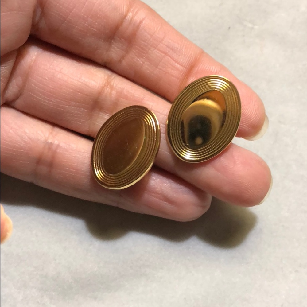 Men’s cufflinks
